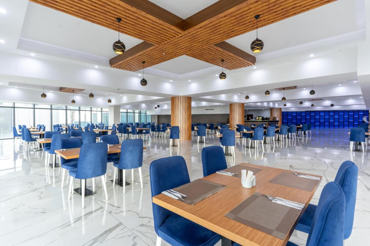 Grand Bellagio Batumi Convention & Casino Hotel Ngoại thất bức ảnh