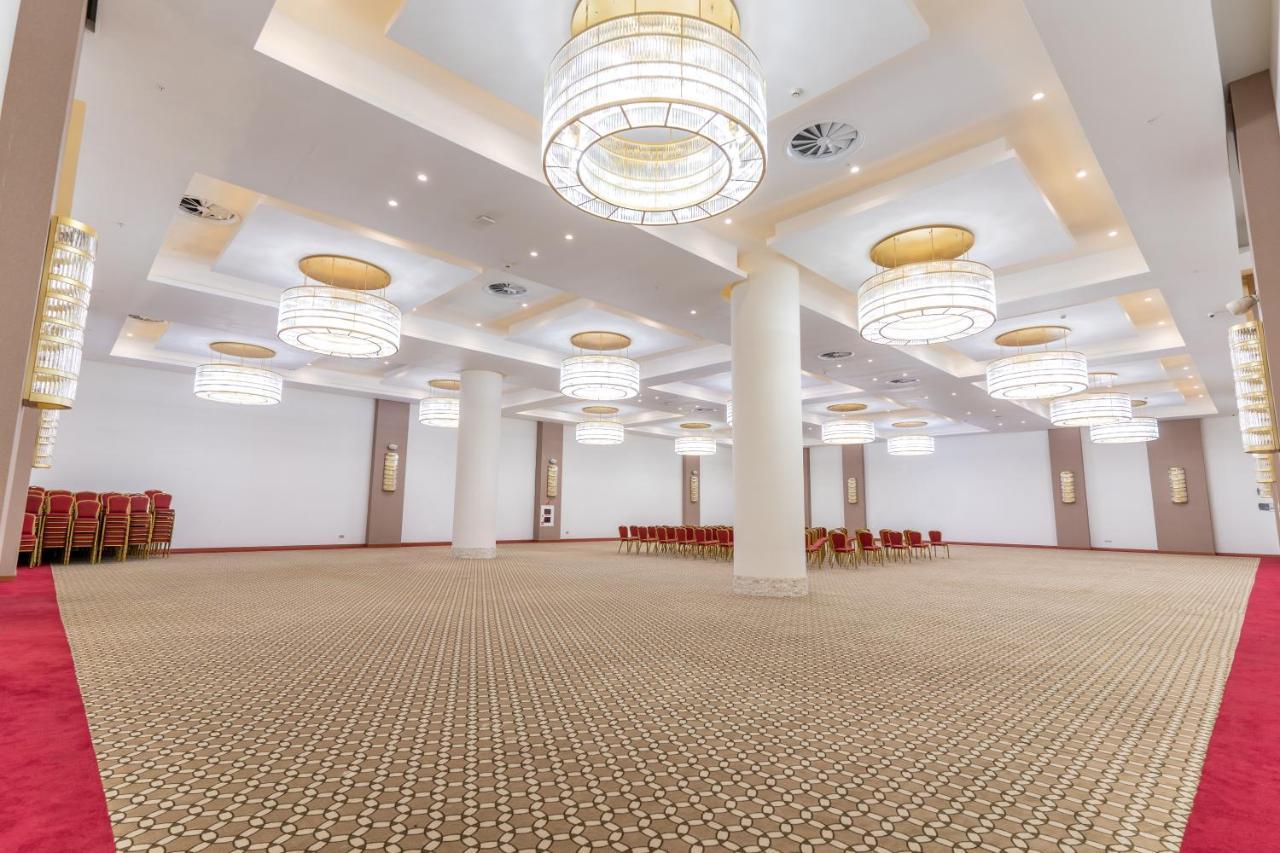 Grand Bellagio Batumi Convention & Casino Hotel Ngoại thất bức ảnh