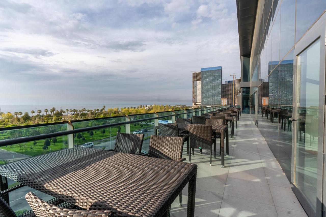 Grand Bellagio Batumi Convention & Casino Hotel Ngoại thất bức ảnh