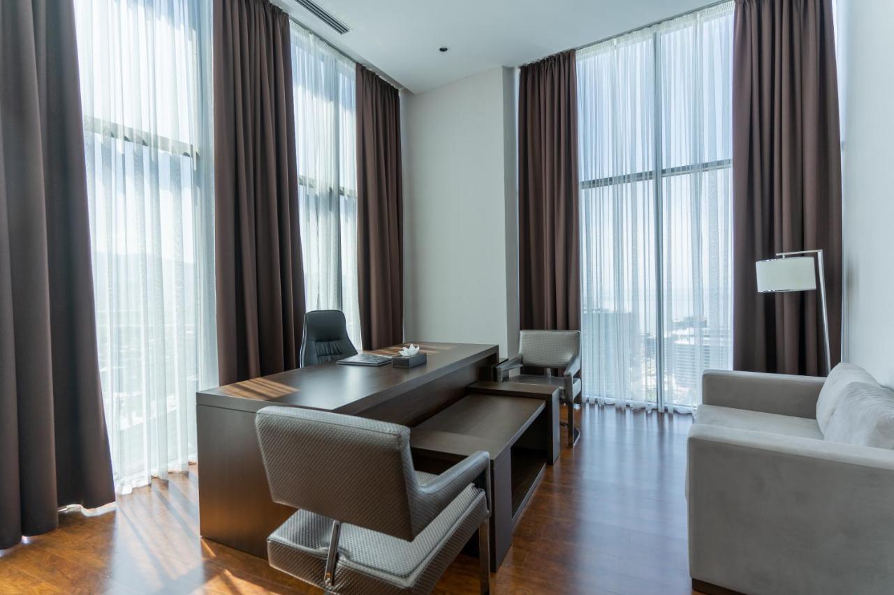Grand Bellagio Batumi Convention & Casino Hotel Ngoại thất bức ảnh
