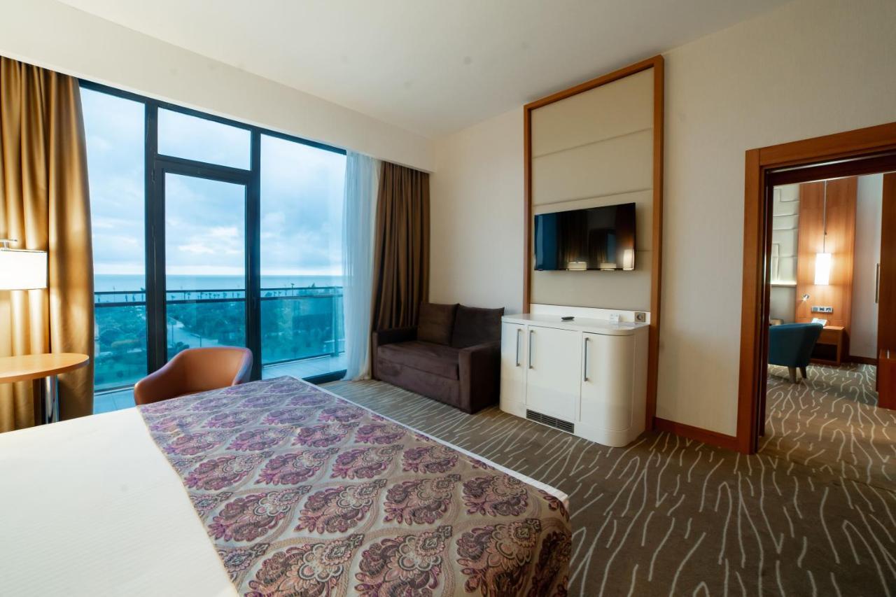 Grand Bellagio Batumi Convention & Casino Hotel Ngoại thất bức ảnh